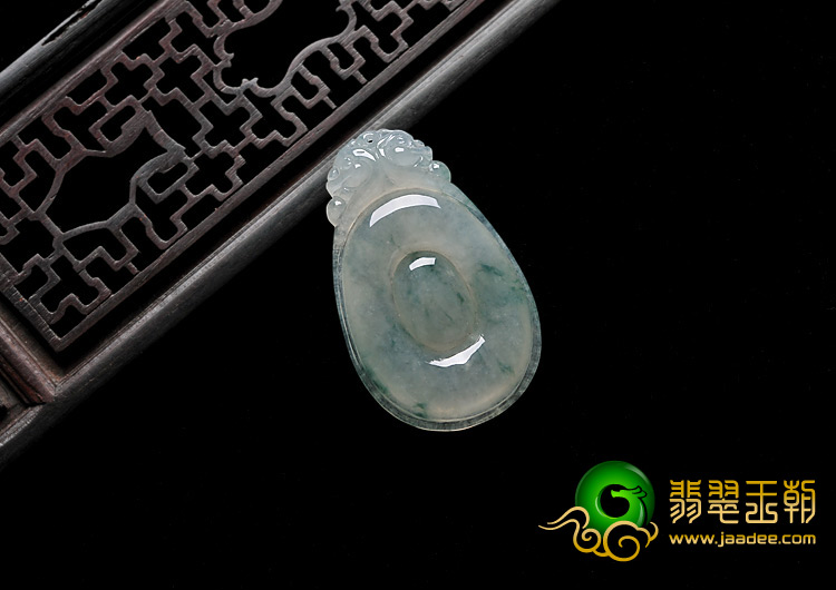 冰种飘花缅甸翡翠A货双龙如意挂件