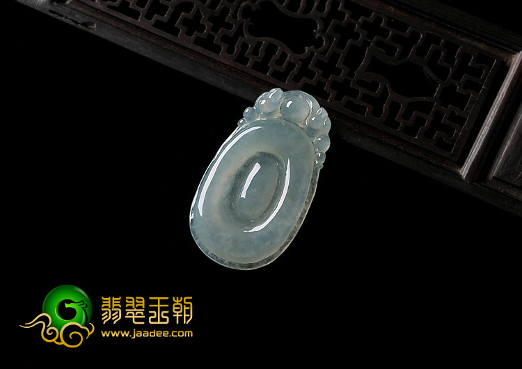 冰种淡晴水缅甸翡翠A货双龙如意挂件