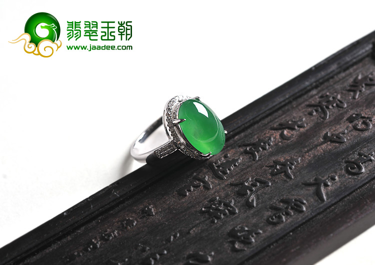 冰种阳绿满绿缅甸翡翠A货镶白金戒指（真钻）
