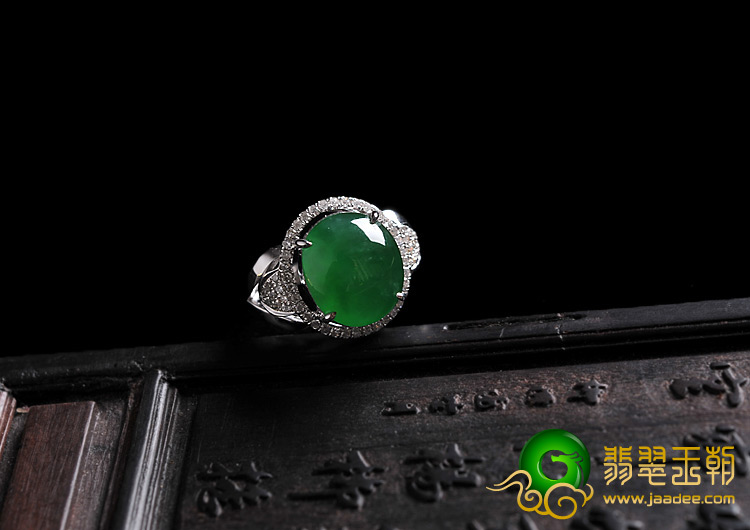 冰种阳绿满绿缅甸翡翠A货镶白金戒指（真钻）