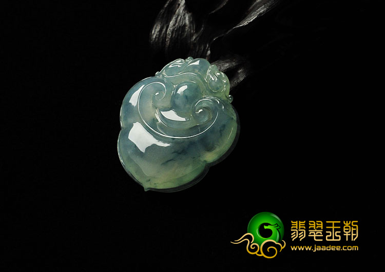 冰种飘花缅甸翡翠A货如意挂件