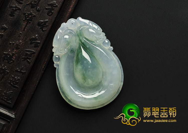 糯冰种飘花缅甸翡翠A货双龙如意挂件