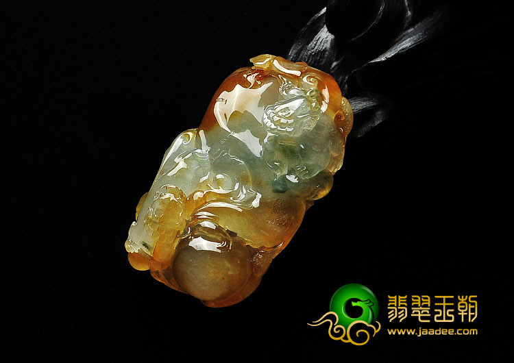 冰种黄翡略飘花缅甸翡翠A货事事如意挂件