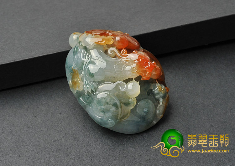糯冰种红翡飘花缅甸翡翠A货龙行如意手玩件