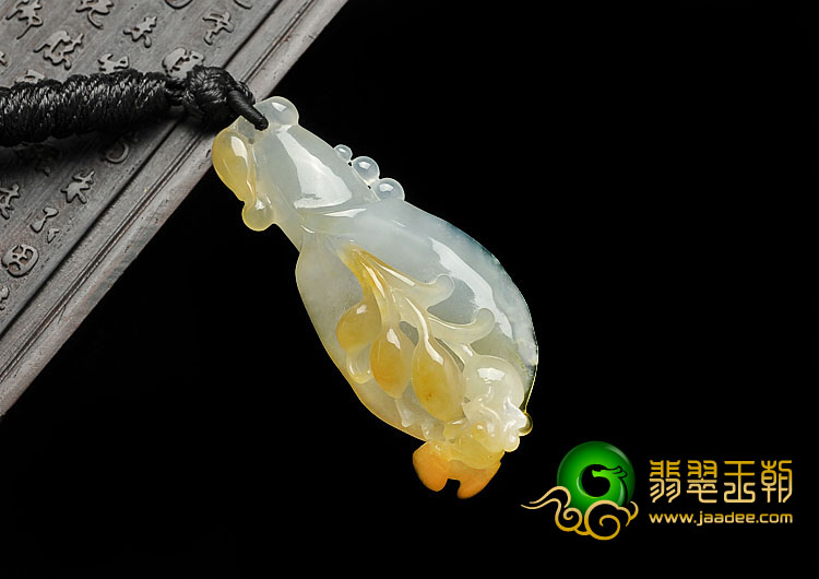 冰种黄翡缅甸翡翠A货玉兰花挂件