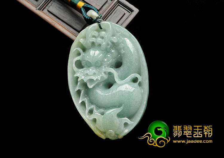 糯冰种晴水缅甸翡翠A货蝙蝠龙手玩件