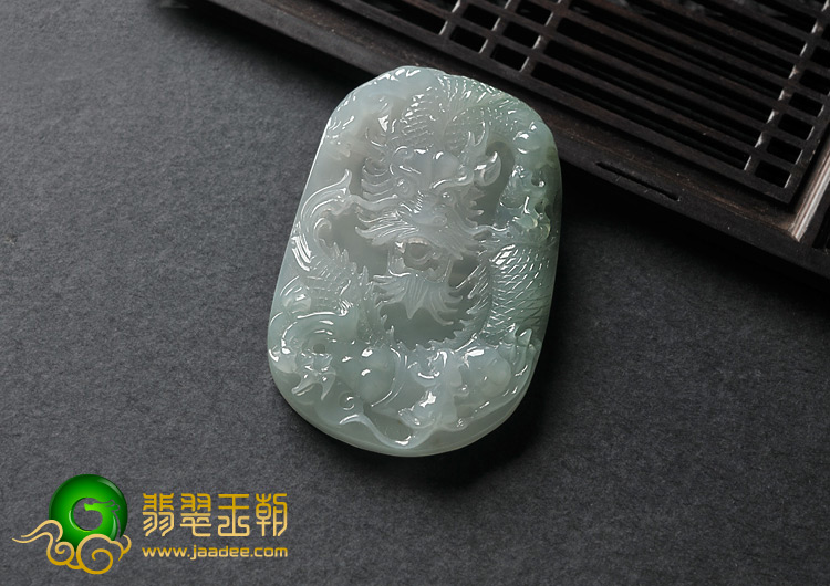 冰种晴水缅甸翡翠A货龙行天下挂件