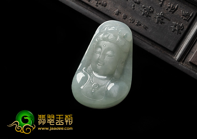糯冰种晴水缅甸翡翠A货观音头挂件