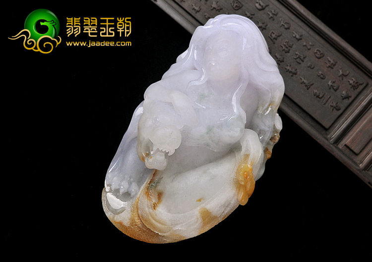 糯冰种淡春飘花缅甸翡翠A货美女与野兽手玩件