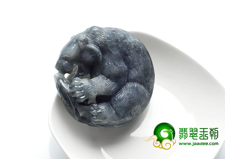 糯冰种灰色缅甸翡翠A货熊手玩件
