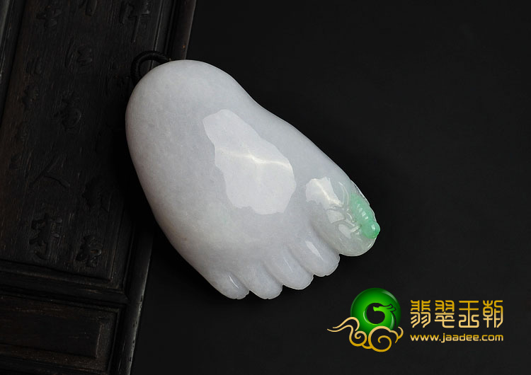 糯冰种白底青缅甸翡翠A货知足常乐挂件