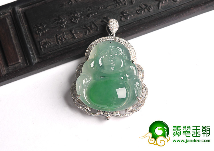 冰种蓝绿晴水缅甸翡翠A货镶白金玉佛胸坠（真钻）