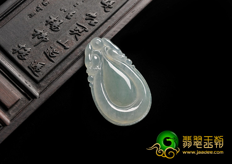 冰种晴水缅甸翡翠A货双龙如意挂件