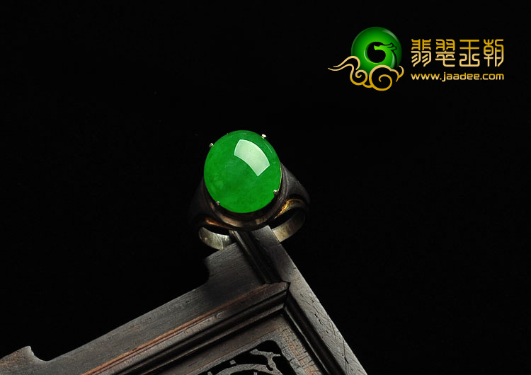 冰种阳绿满绿缅甸翡翠A货戒面