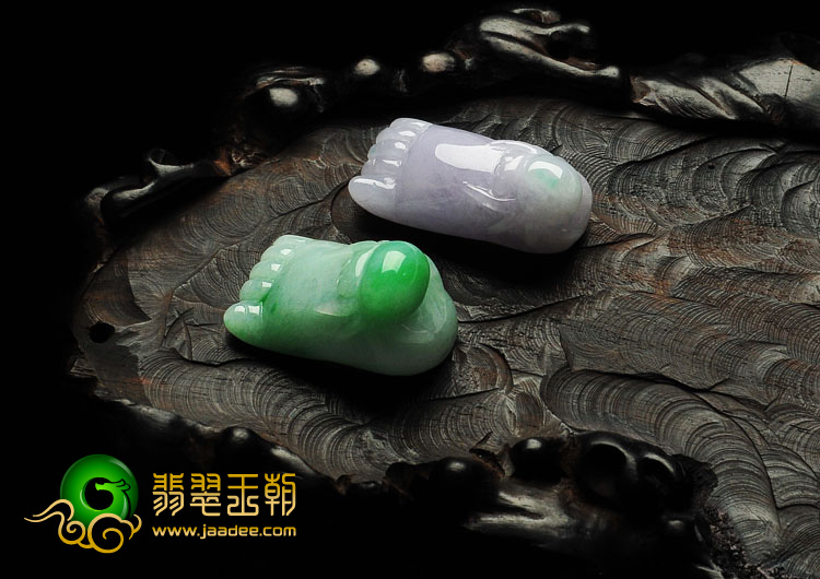 糯冰种春带彩翠色缅甸翡翠A货知足常乐挂件（一对）