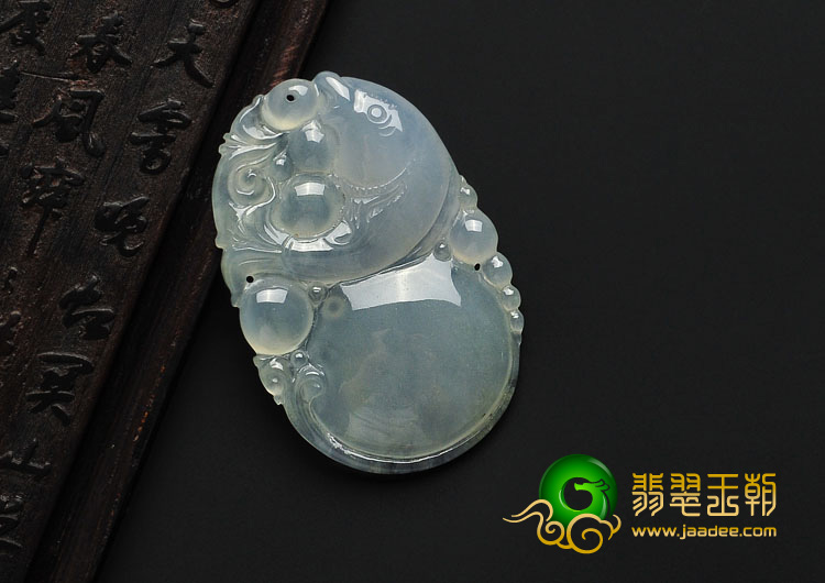 冰种晴水缅甸翡翠A货年年有余挂件