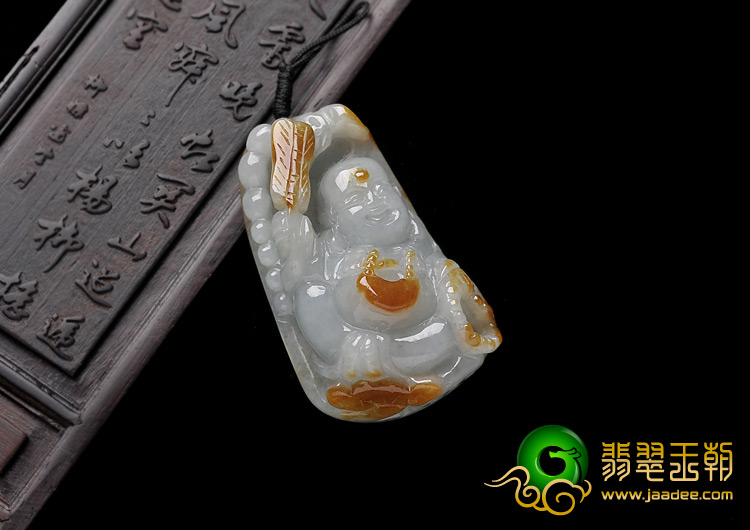 糯冰种晴水黄翡缅甸翡翠A货巧雕佛挂件