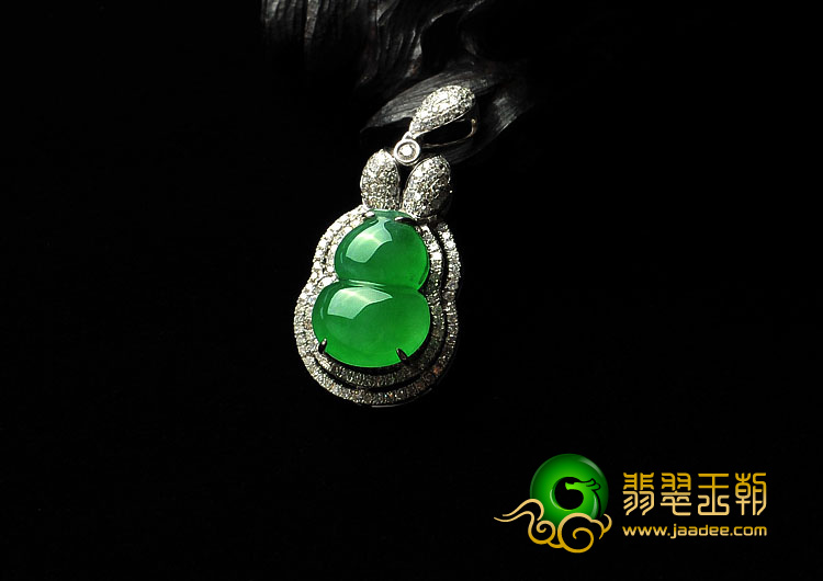冰种翠色满绿缅甸翡翠A货镶白金葫芦胸坠（真钻）