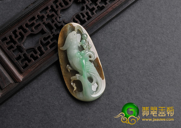 糯冰种褐翡飘翠缅甸翡翠A货鹦鹉挂件