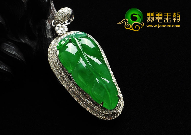 冰种正阳绿缅甸翡翠A货镶白金叶子胸坠（真钻）