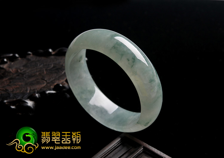 冰种飘花缅甸翡翠A货手镯（57.5mm）