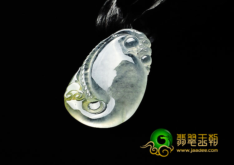 冰玻种淡黄翡缅甸翡翠A货龙鱼挂件