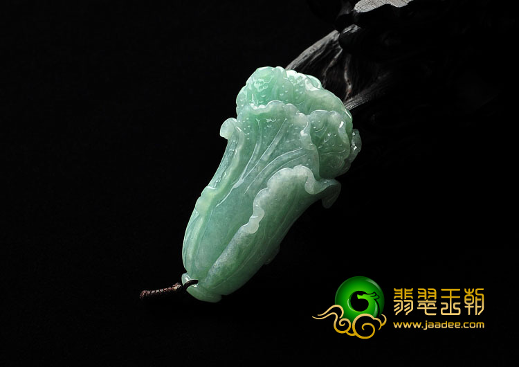 糯冰种豆色缅甸翡翠A货白菜挂件