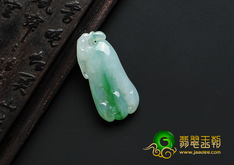 糯冰种飘翠缅甸翡翠A货佛手挂件