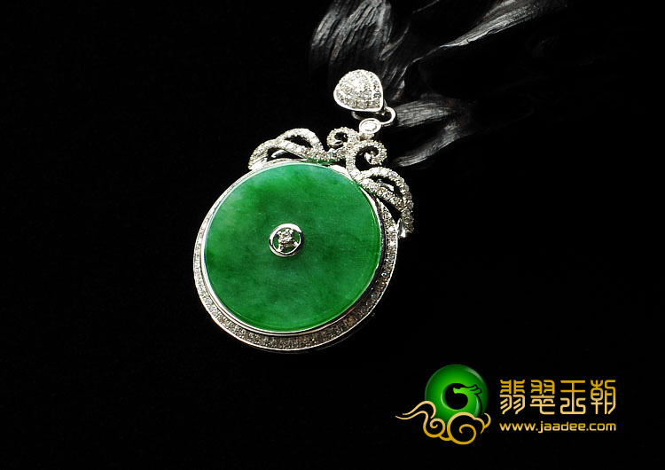 冰种正阳绿缅甸翡翠A货镶白金平安扣胸坠（真钻）