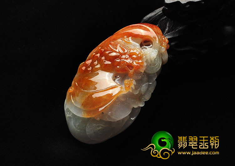 糯冰种红黄翡缅甸翡翠A货蝙蝠龙手玩件
