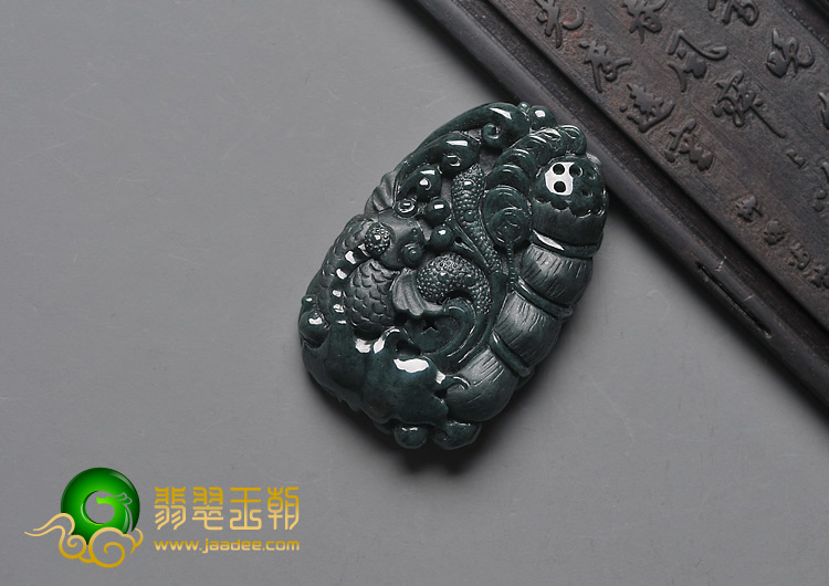 糯冰种墨翠缅甸翡翠A货年年有余挂件