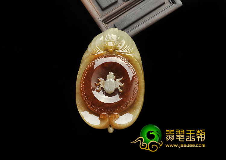 糯冰种红黄翡缅甸翡翠A货蝙蝠甲虫挂件