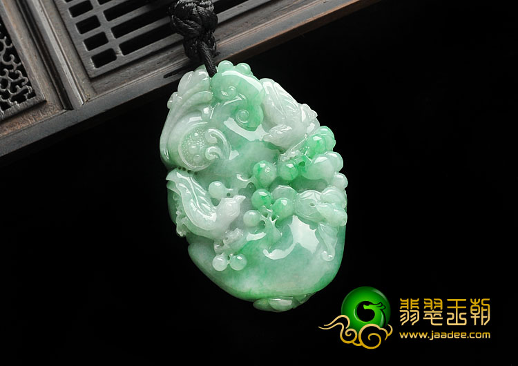 糯冰种飘翠缅甸翡翠A货富贵花开挂件