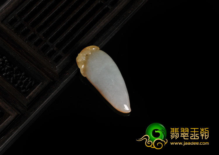 糯冰种黄翡缅甸翡翠A货福瓜挂件