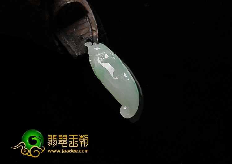 糯冰种晴水缅甸翡翠A货福瓜挂件