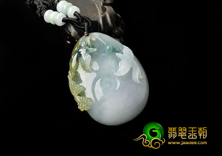 糯冰种三彩缅甸翡翠A货喜上眉梢挂件