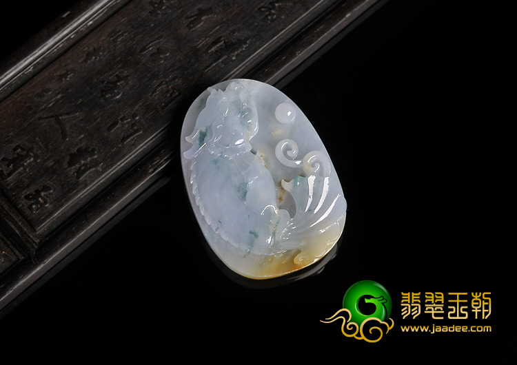 糯冰种三彩缅甸翡翠A货鱼龙变化挂件