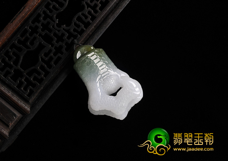 糯冰种晴水缅甸翡翠A货招财手挂件