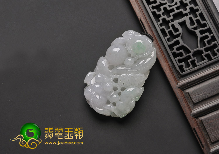 糯冰种晴水缅甸翡翠A货金玉满堂挂件
