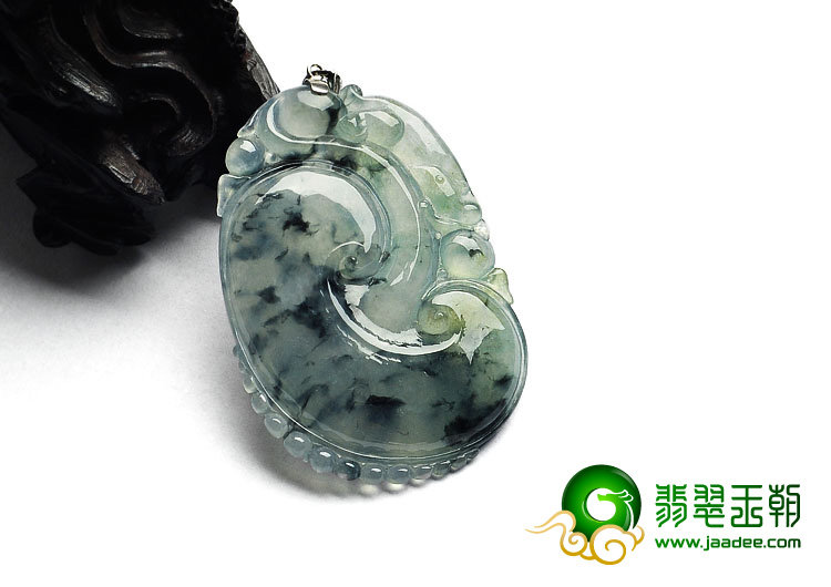 冰种飘花缅甸翡翠A货如意挂件