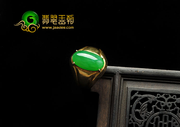 糯冰种阳绿满绿缅甸翡翠A货戒面