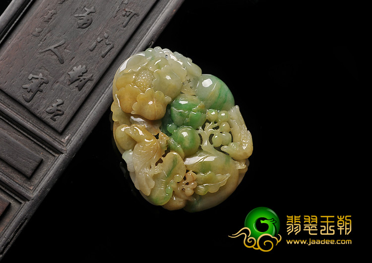 feicui糯冰种黄加绿缅甸翡翠A货富贵花开挂件