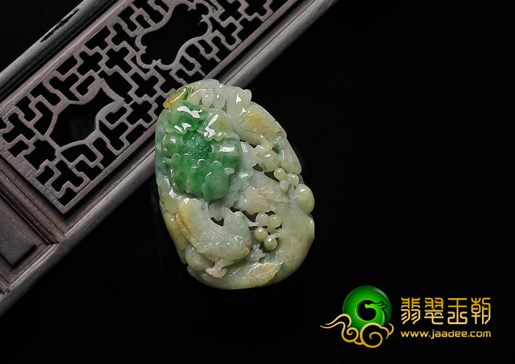 糯冰种黄加绿缅甸翡翠A货富贵花开挂件