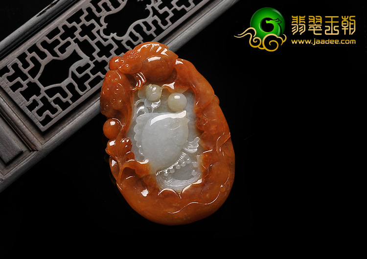 糯冰种红翡缅甸翡翠A货年年有余挂件