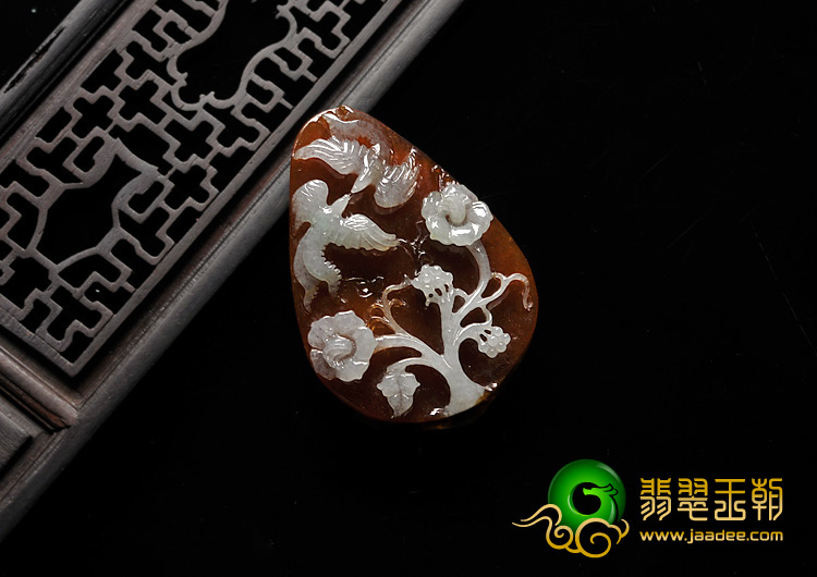 糯冰种褐红翡缅甸翡翠A货喜上眉梢挂件