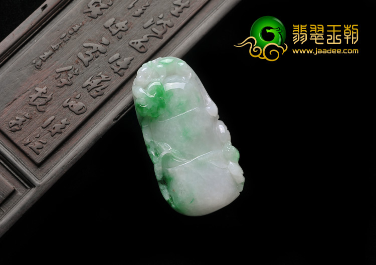糯冰种淡春带彩缅甸翡翠A货节节高挂件