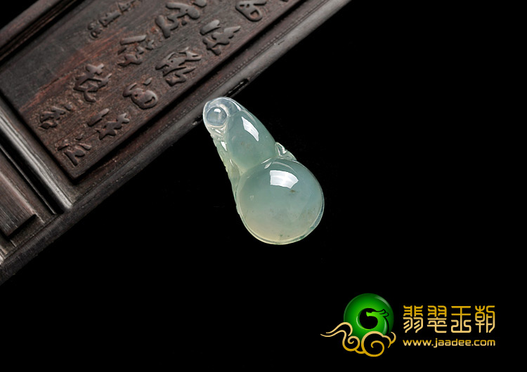 糯冰种晴水缅甸翡翠A货福禄寿挂件