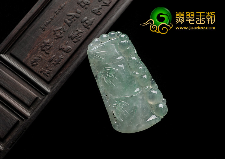 冰种晴水缅甸翡翠A货节节高挂件