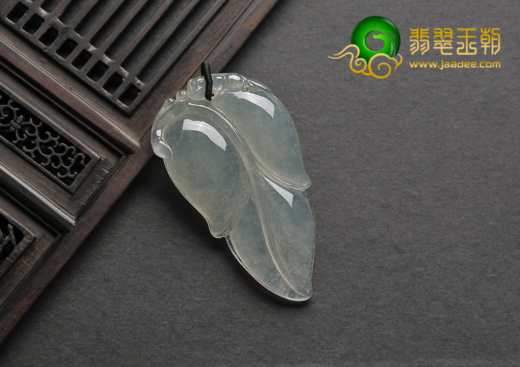 冰种淡晴水缅甸翡翠A货叶子挂件