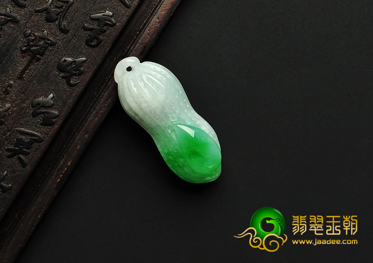 糯冰种翠色缅甸翡翠A货生意兴隆挂件